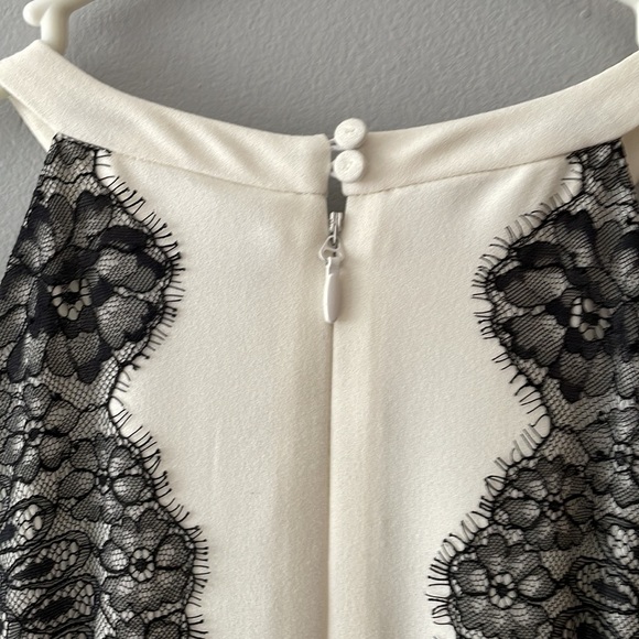 Like new! BCBGMaxAzria Leyla Lace Dress -Size 0 - Picture 5 of 12